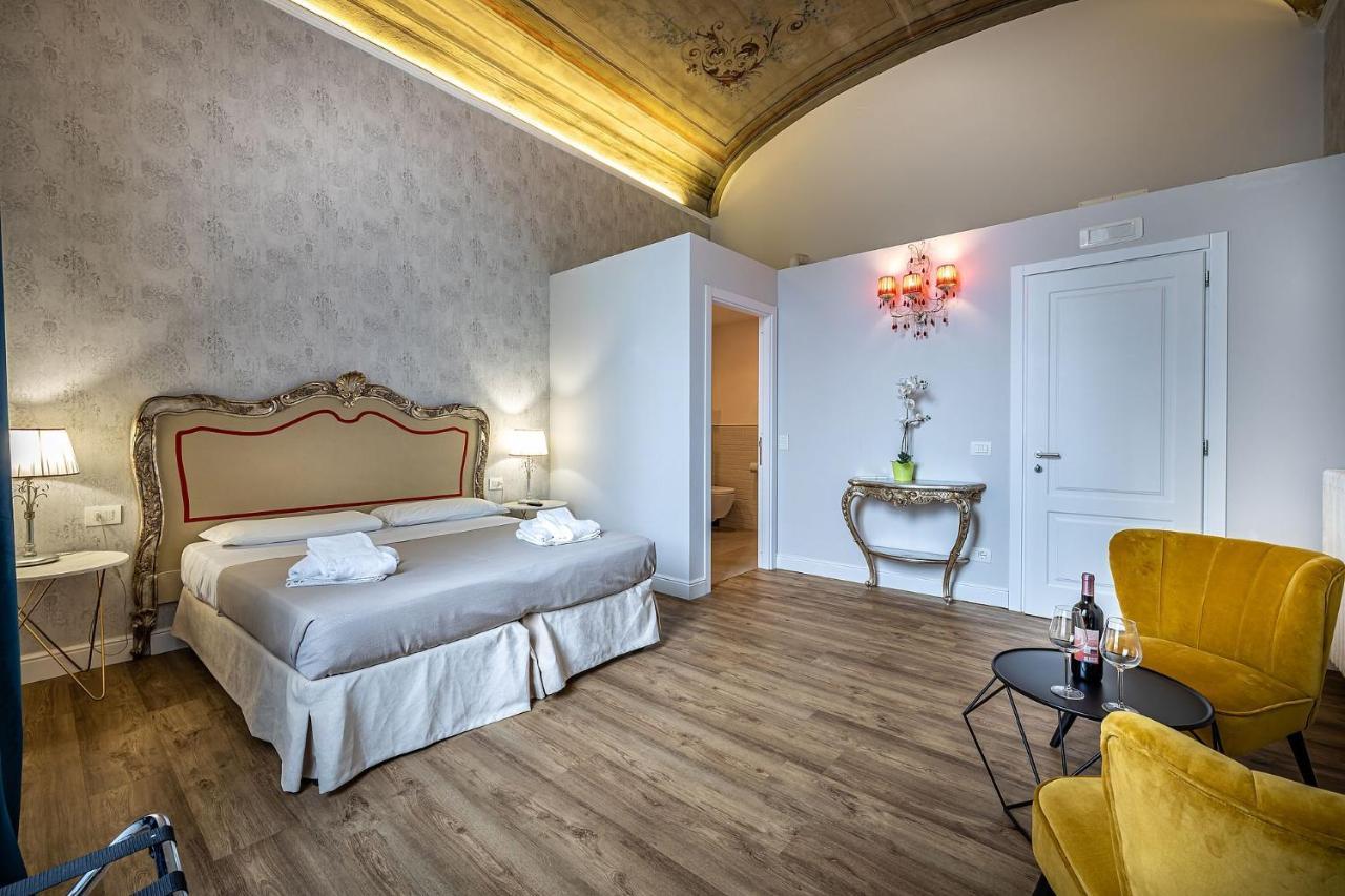 Residenza D'Epoca Al Numero 8 Firenze Eksteriør billede