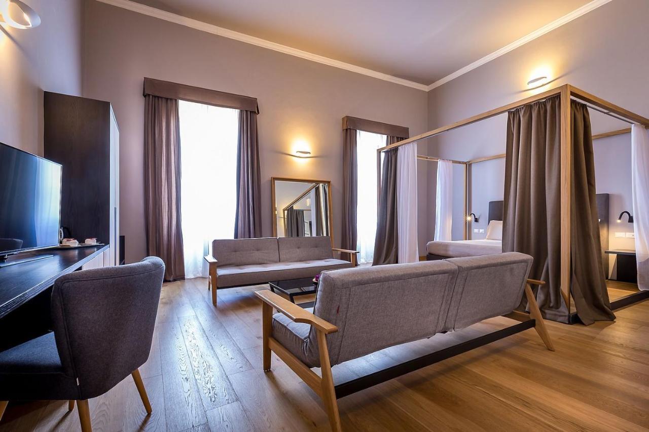 Residenza D'Epoca Al Numero 8 Firenze Eksteriør billede