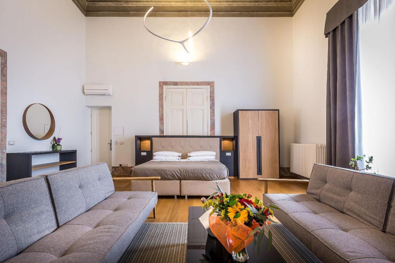 Residenza D'Epoca Al Numero 8 Firenze Eksteriør billede
